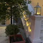 Сasa de vacaciones La Tua Casa Con Giardino A 2 Passi Dal Centro