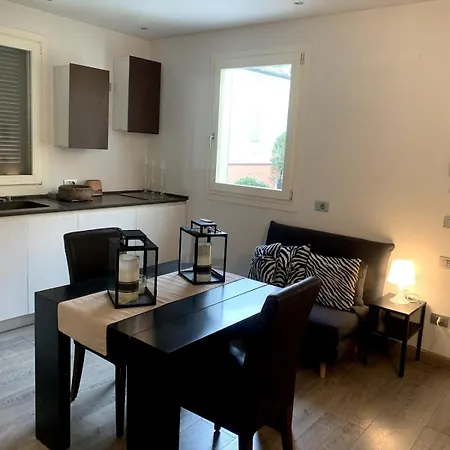 Сasa de vacaciones La Tua Casa Con Giardino A 2 Passi Dal Centro *