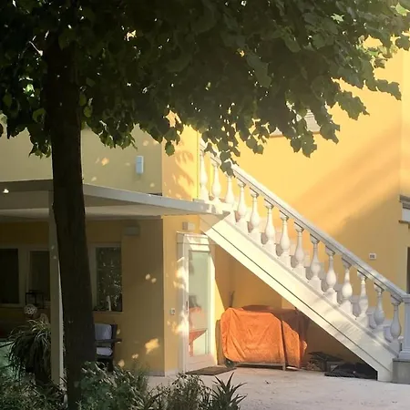 La Tua Casa Con Giardino A 2 Passi Dal Centro Prázdninový dům